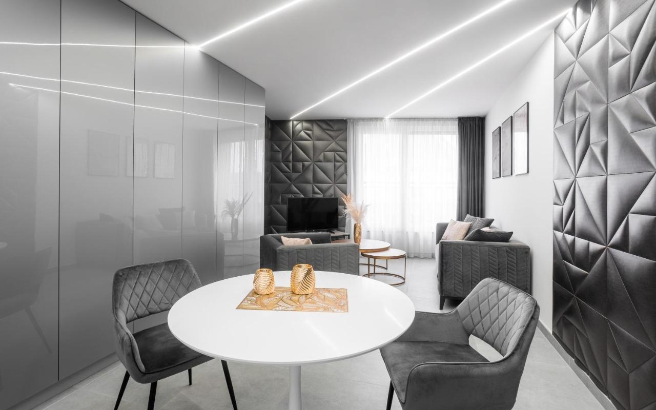 Avand Apartments Debrecen Bagian luar foto
