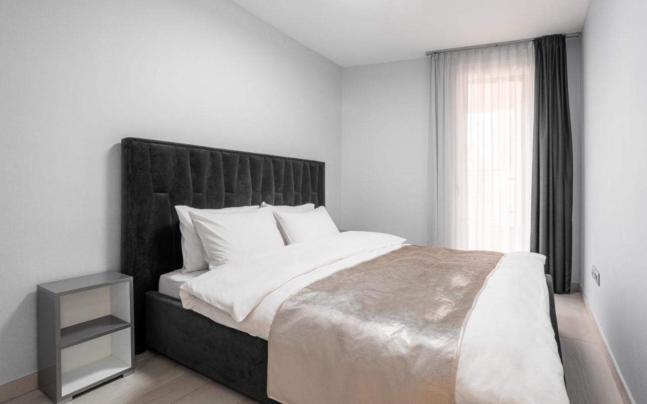 Avand Apartments Debrecen Bagian luar foto
