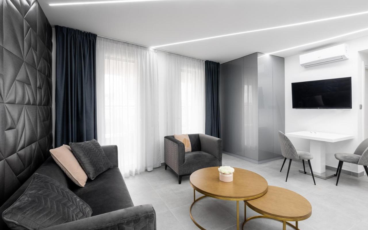 Avand Apartments Debrecen Bagian luar foto